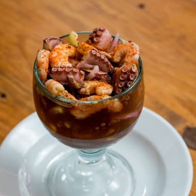 Coctel de Camaron cocido con pulpo
