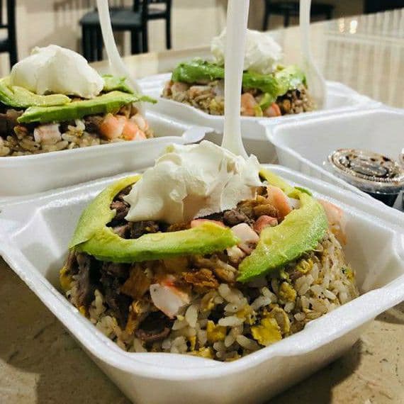 Yakimeshi de Pollo