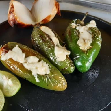 Orden de chiles con queso