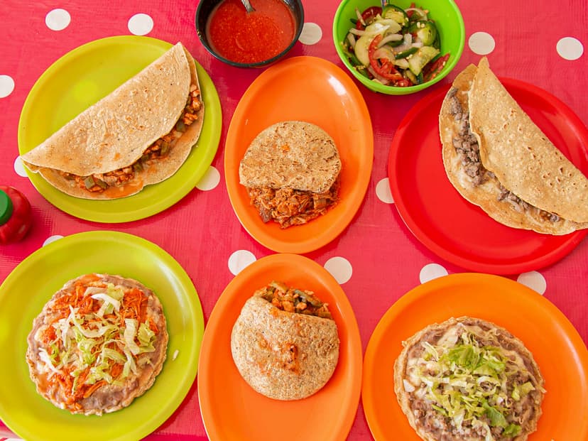 CARNITAS, QUESADILLAS Y BARBACOA JUANITO