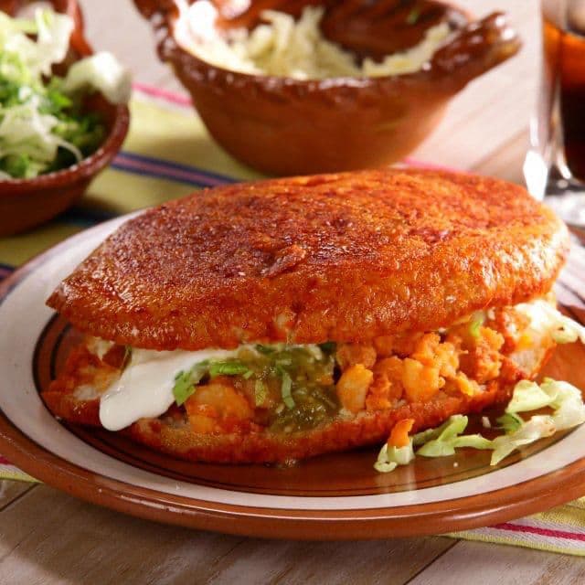 Pambazo Gigante de Carne
