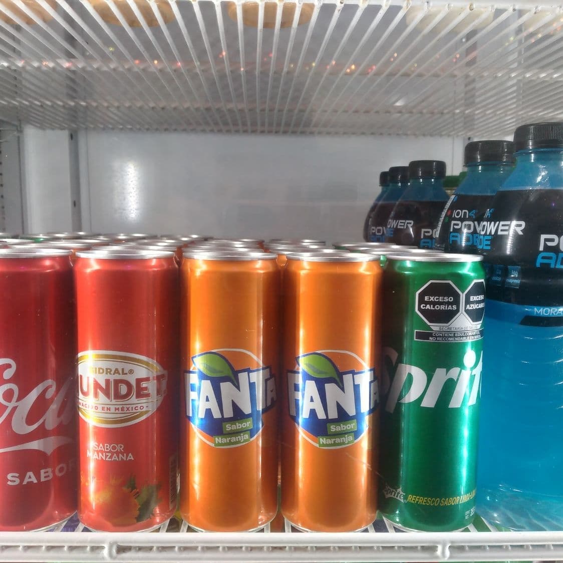 Soda de Lata Varios Sabores