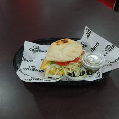 Torta de Huevo con Chorizo