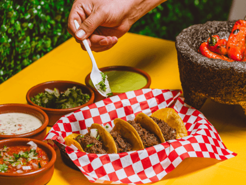 Santos Tacos CUU