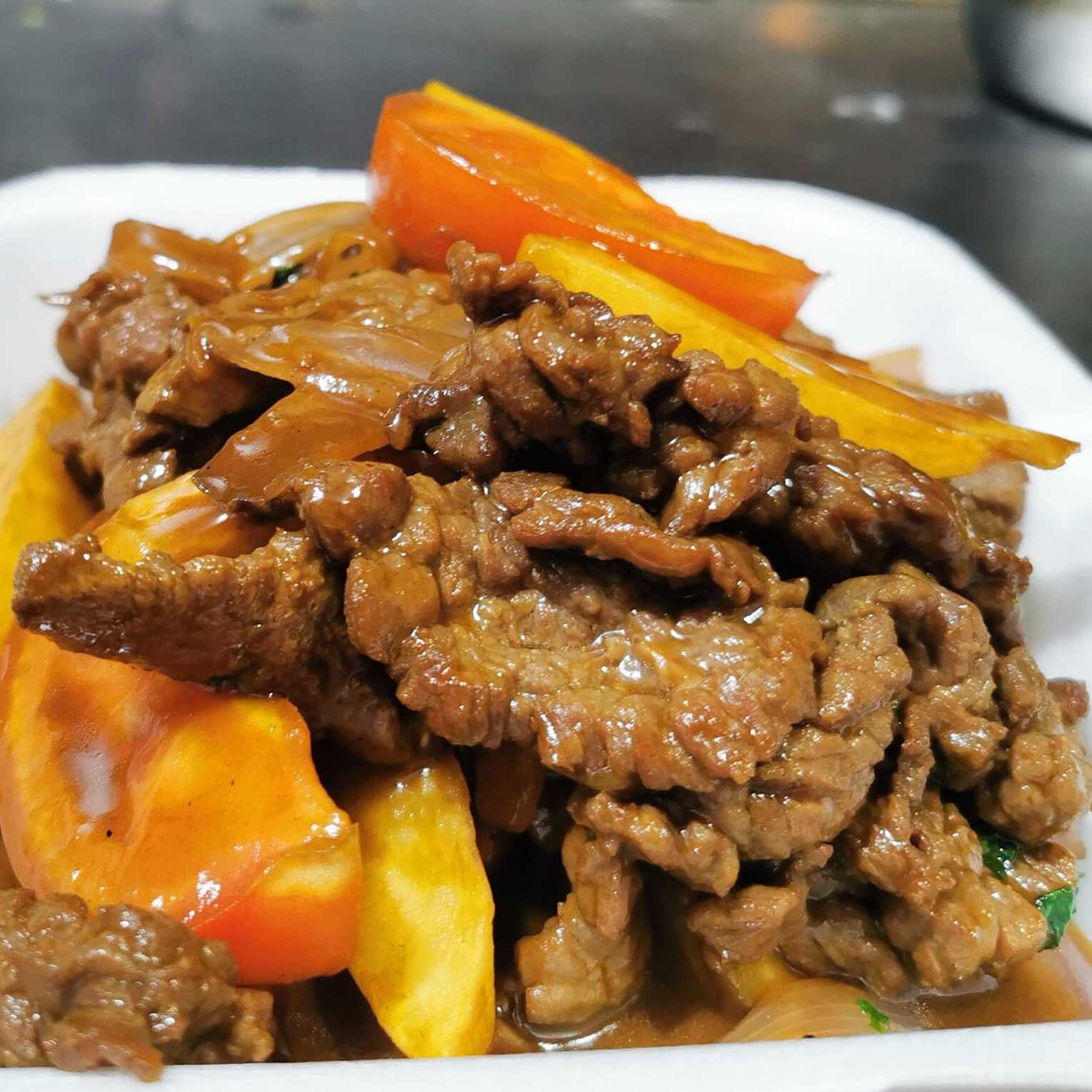 Lomo Saltado