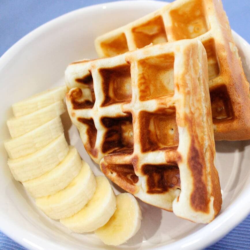 Waffle Con Fruta