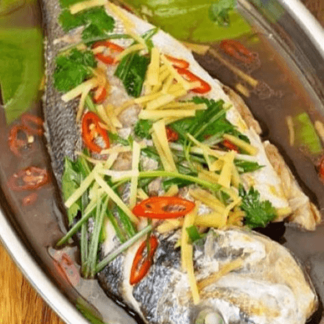 Pescado al Vapor con Ensalada y Arroz Blanco