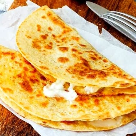 Quesadilla Natural de Harina