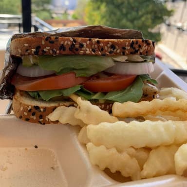 Sándwich Mi Lic.