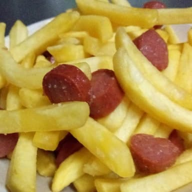 Salchipapas