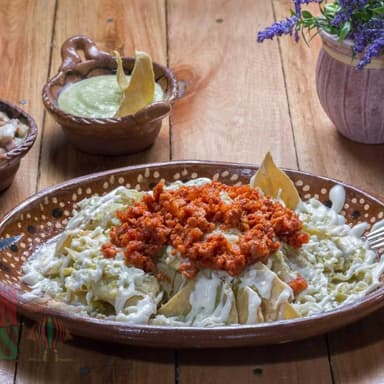 Chilaquiles Con Chorizo