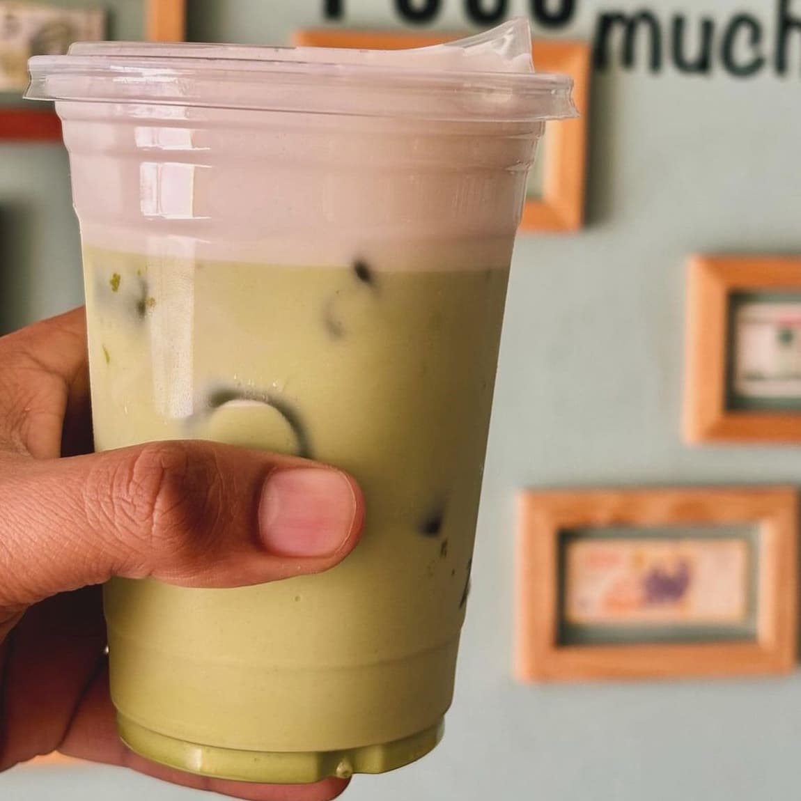 Matcha Latte Frío 16 oz