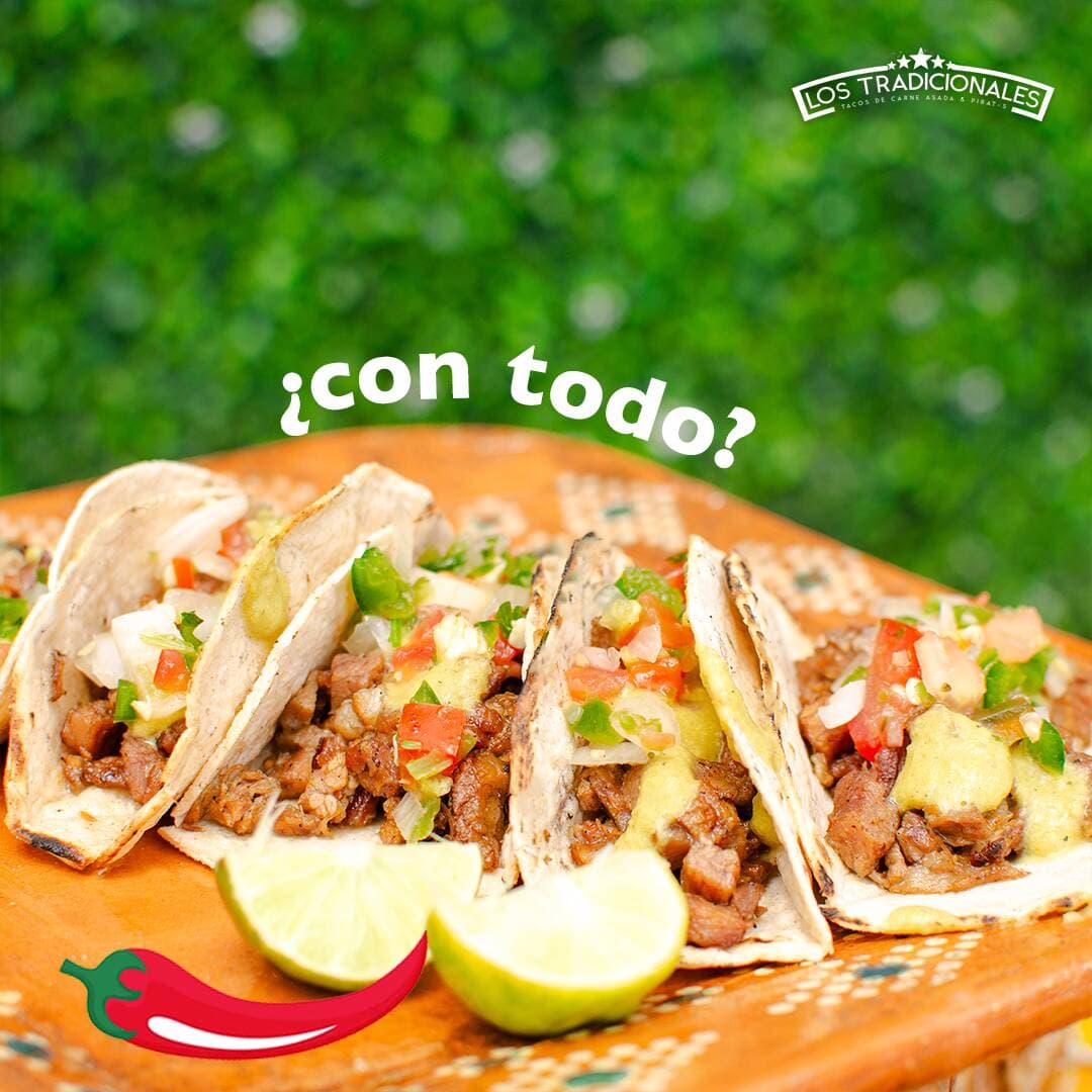 4 tacos de carne asada + frijoles charros