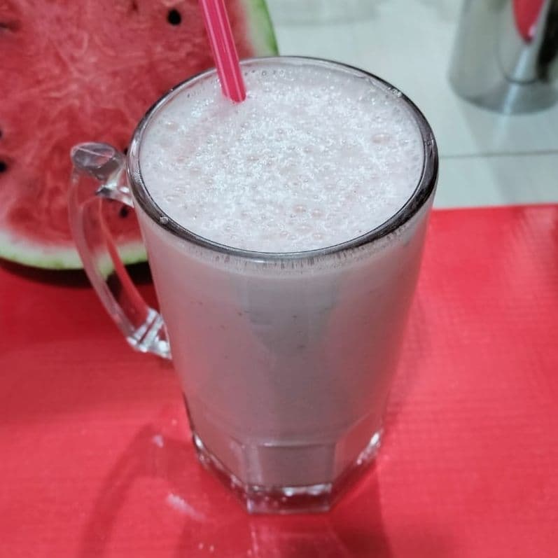 Agua de Fresa Especial 1 Litro.