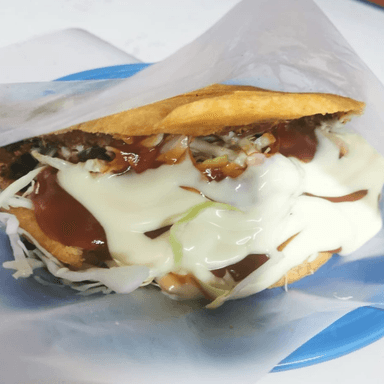 Empanada de Pollo Arreglada