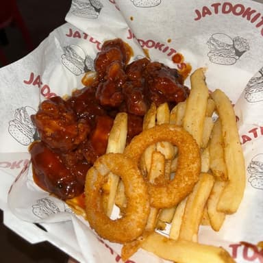 Orden de Boneless con 15 Piezas con Papas