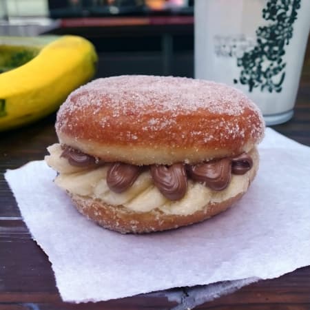 Dona de NUTELLA con Plátano