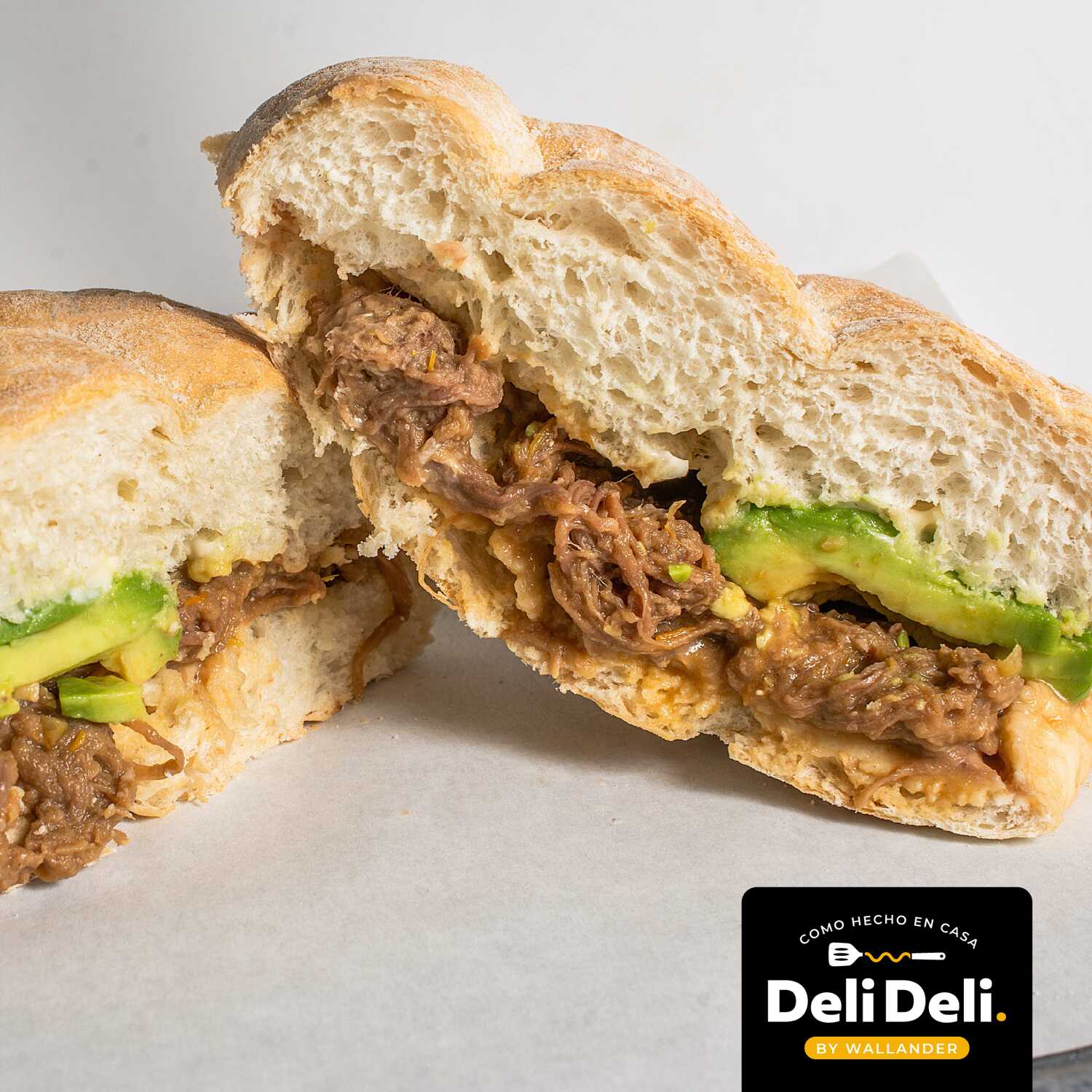 Torta de Deshebrada Deli Deli