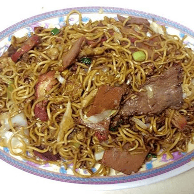 Chop suey con Carne de Res en Salsa Entero