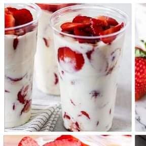 FRESAS CON CREMA GOURMET MEDIANAS (2 Topings)