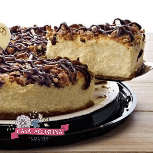 Cheesecake de chocolate con caramelo y nuez
