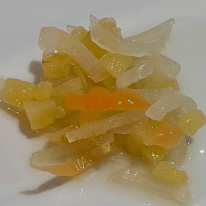 Cebolla en Escabeche con Piña y Chile Habanero