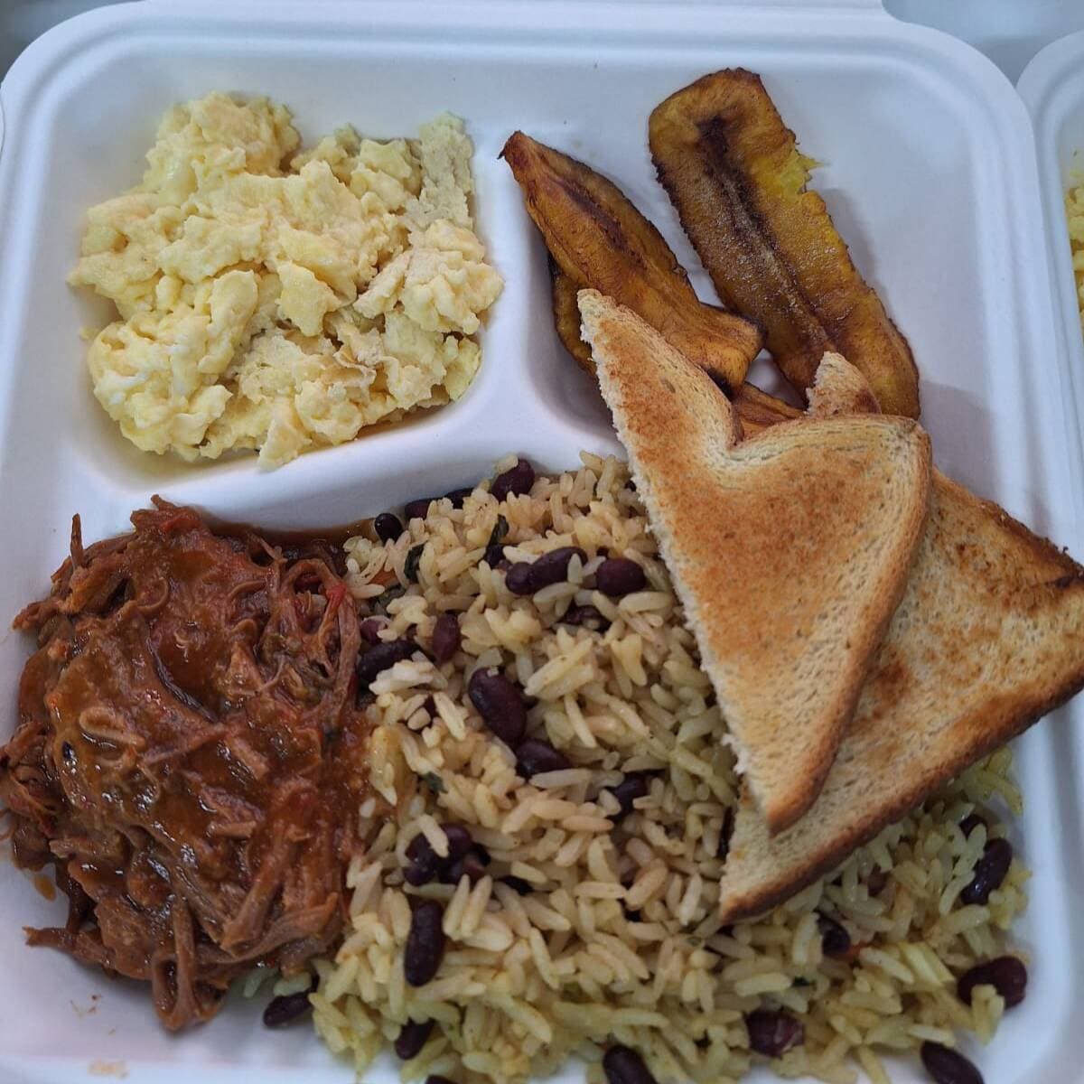 Gallo Pinto Completo