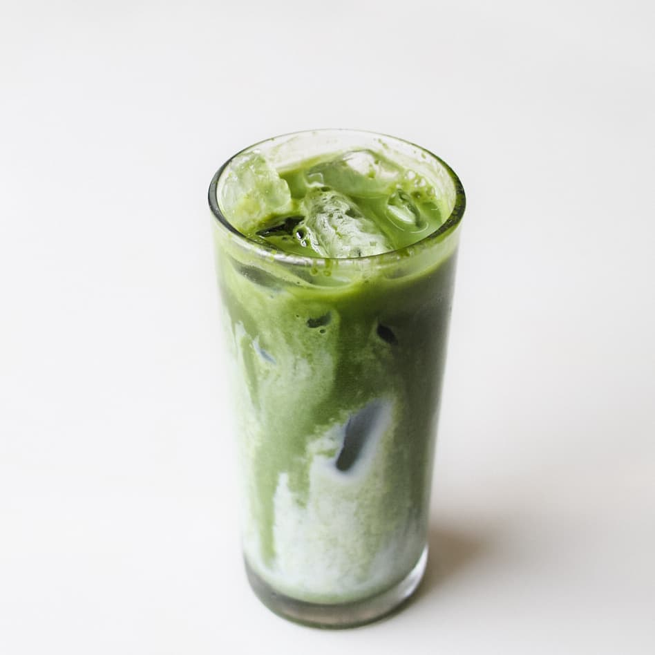 Iced matcha latte (12 floz)