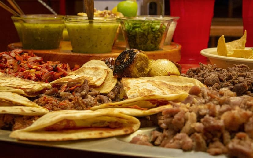 La Farandula Taqueria y Antojeria (BLVD)