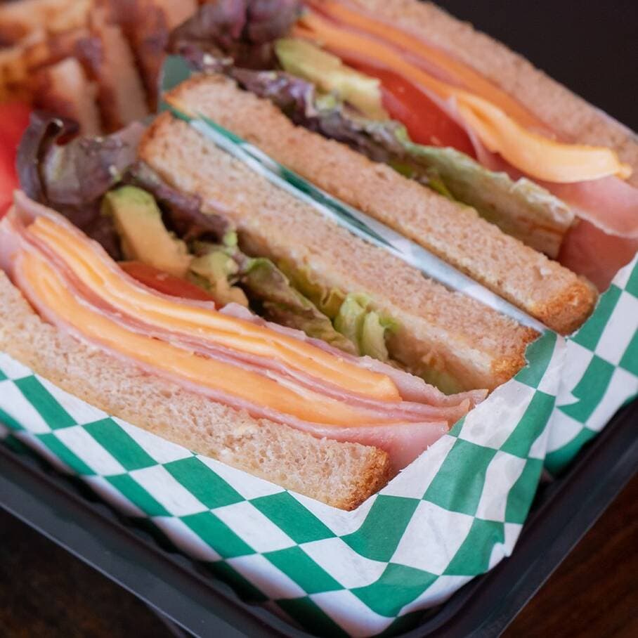 Sandwich de Jamón y Queso Amarillo