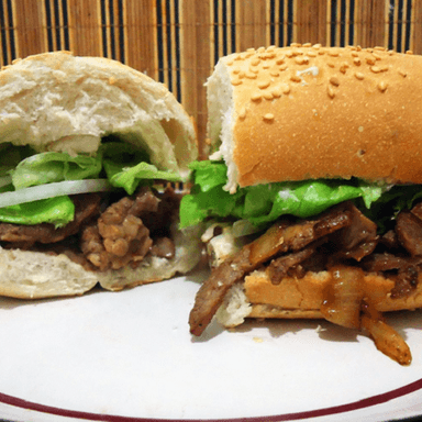 Sándwich Carne + Bebida
