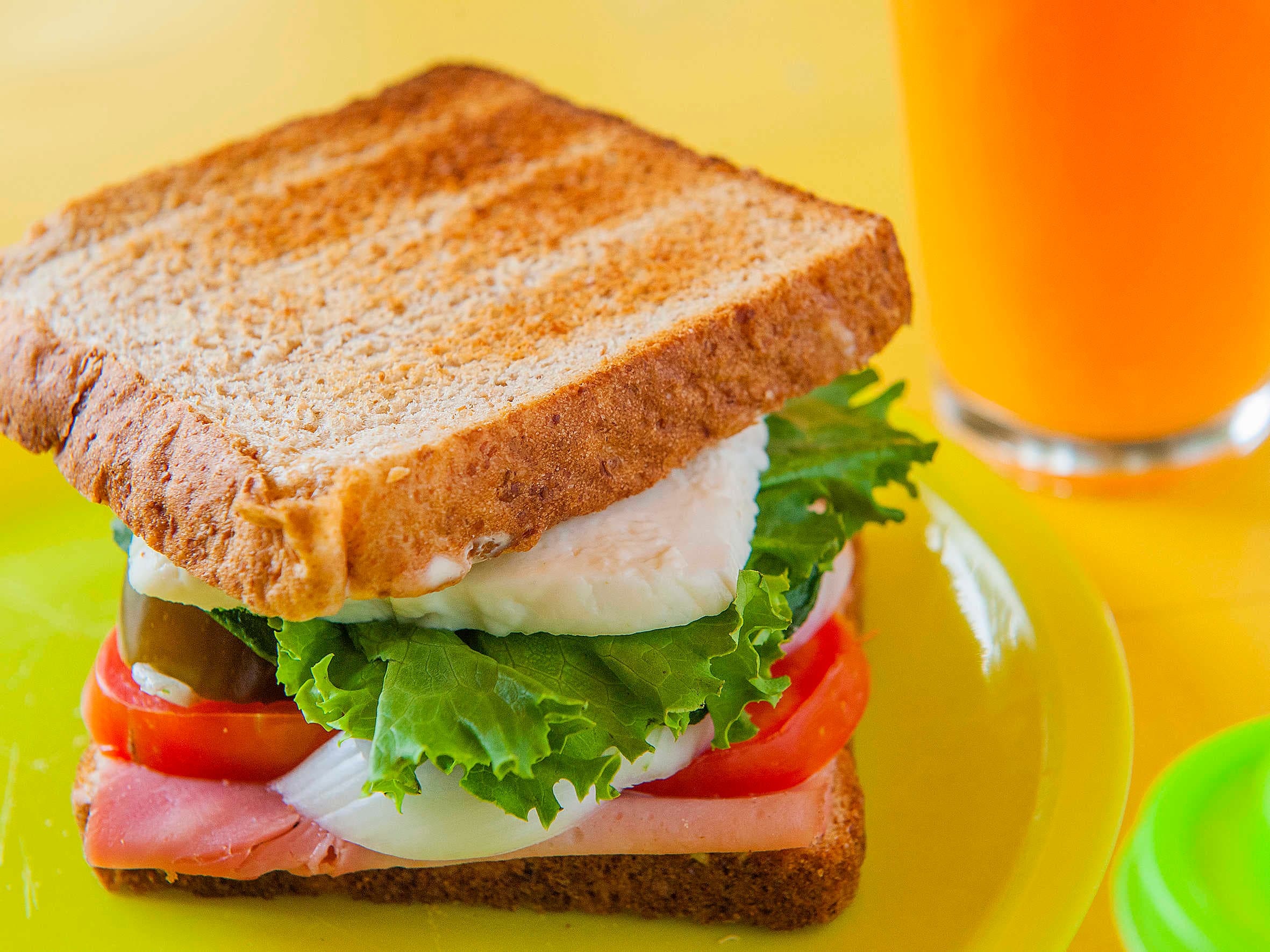 Sándwich de Jamón de Pavo