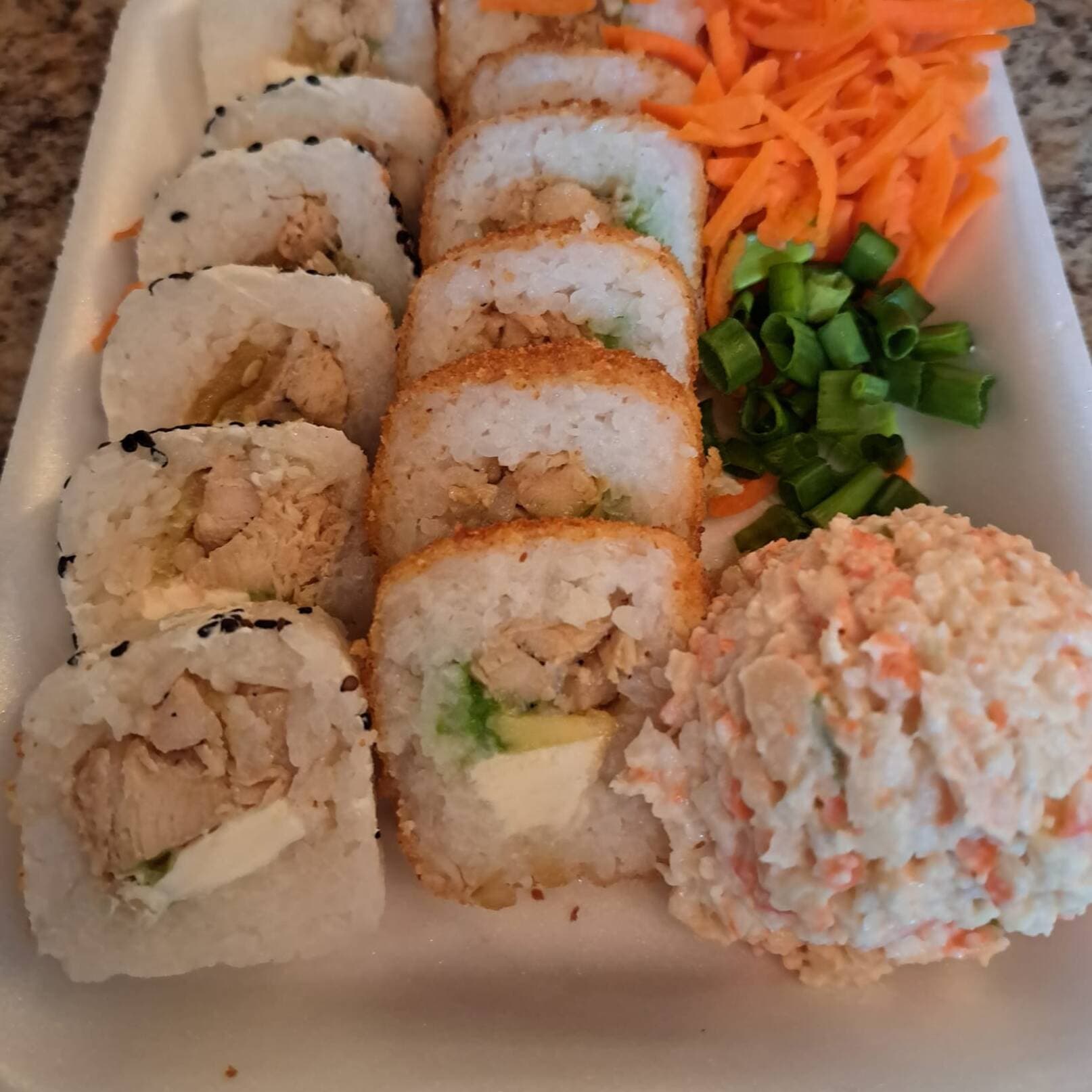 CHICKEN ROLL