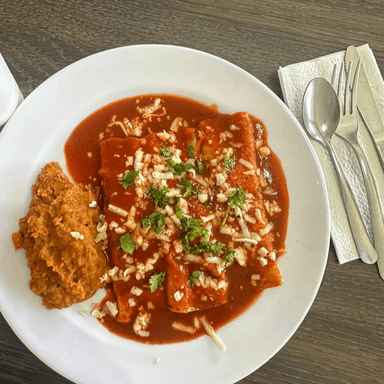 Enchiladas Rojas o Verdes + Coca Cola 355ml