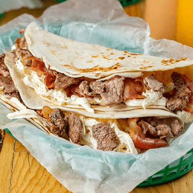 Quesadilla de Alambre