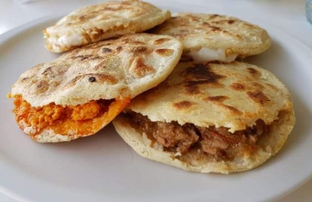 Gorditas Los Mixes