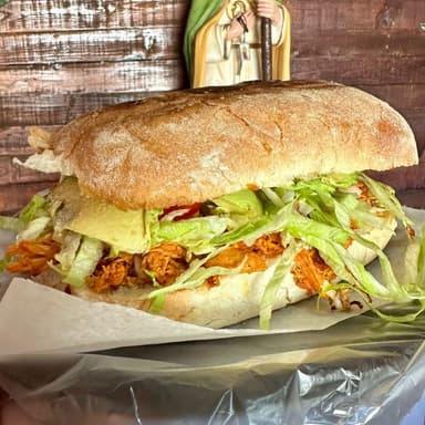 Tortas de Carne con Queso Blanco
