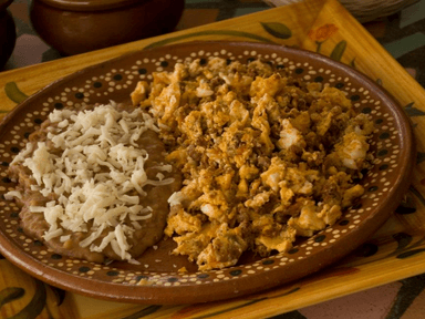 Huevos Con Chorizo