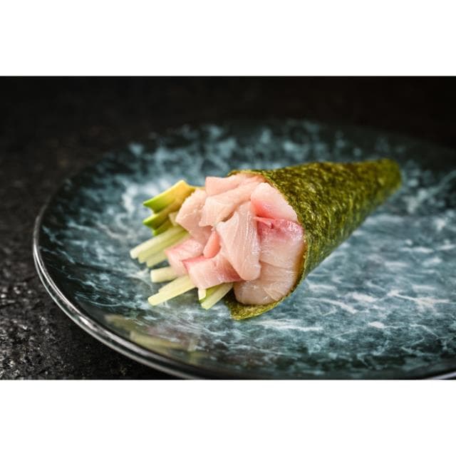 TEMAKI HAMACHI