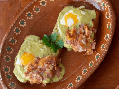 Huevos Azteca
