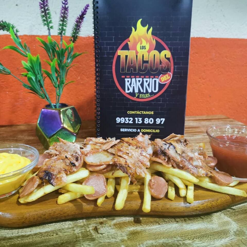 Salchipapas