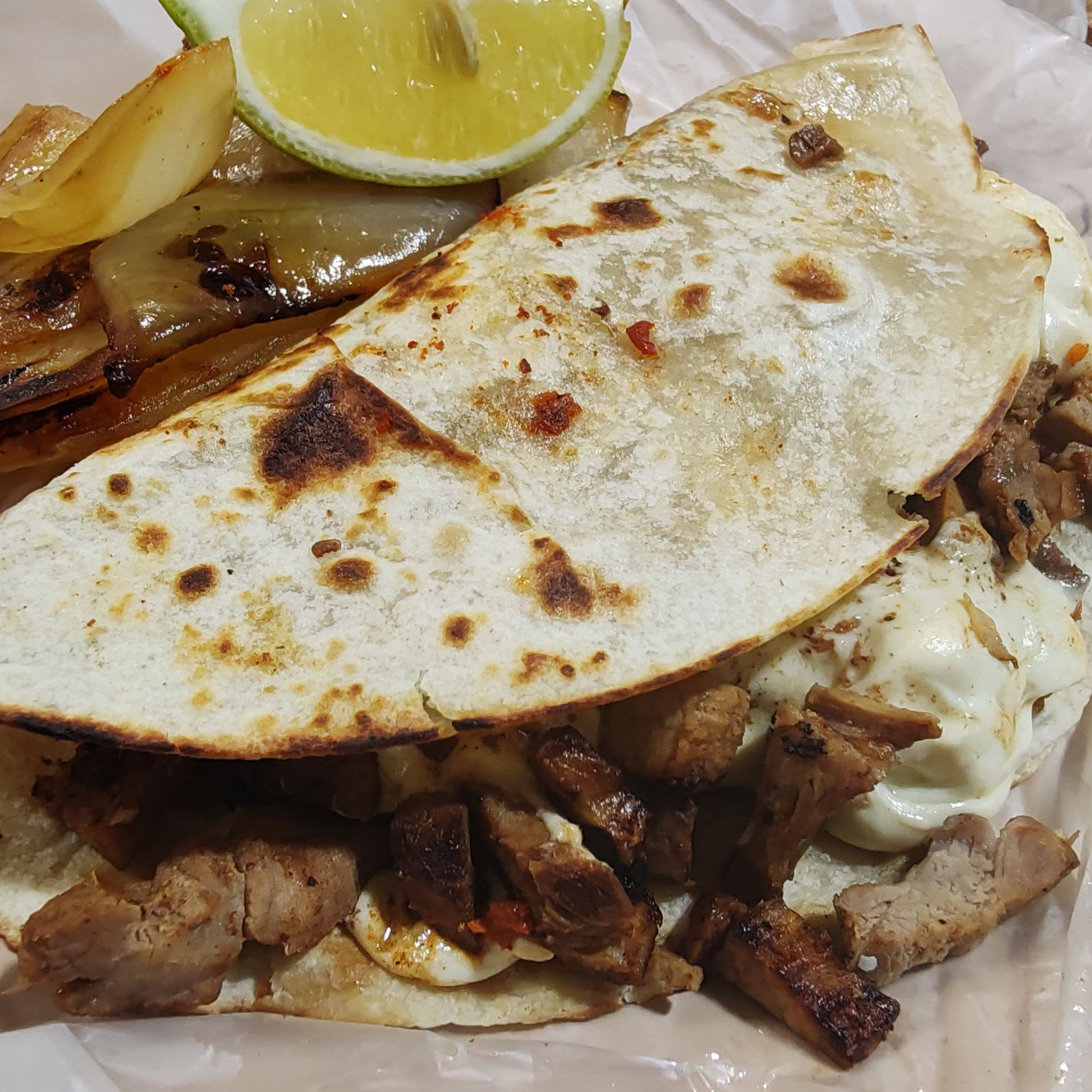 Taco de Harina de Chuleta.