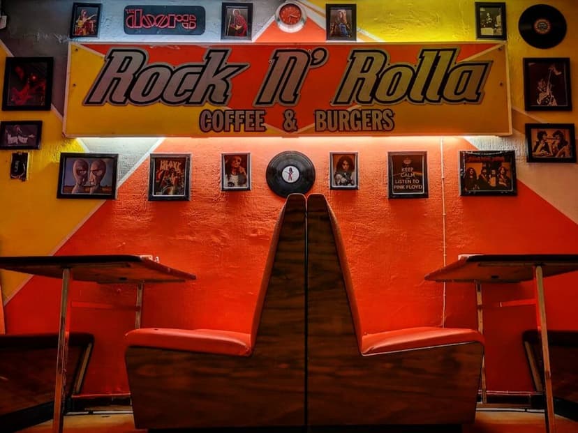 Rock N' Rolla