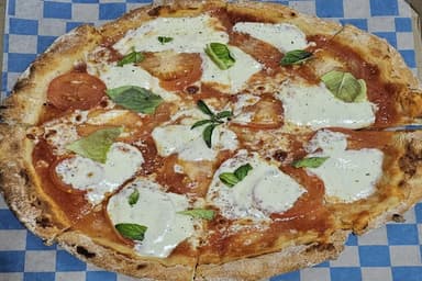 PIZZA MARGHERITA