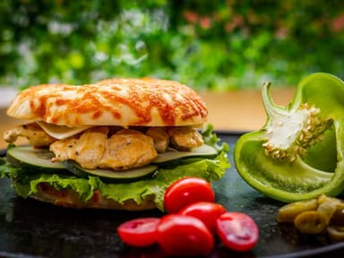 Bagel de Pollo