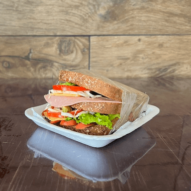 Sandwich Doble de Salchicha + Jamón