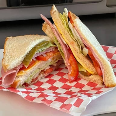 SANDWICH CLÁSICO