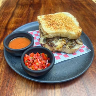 Sándwich Philly Tasajo