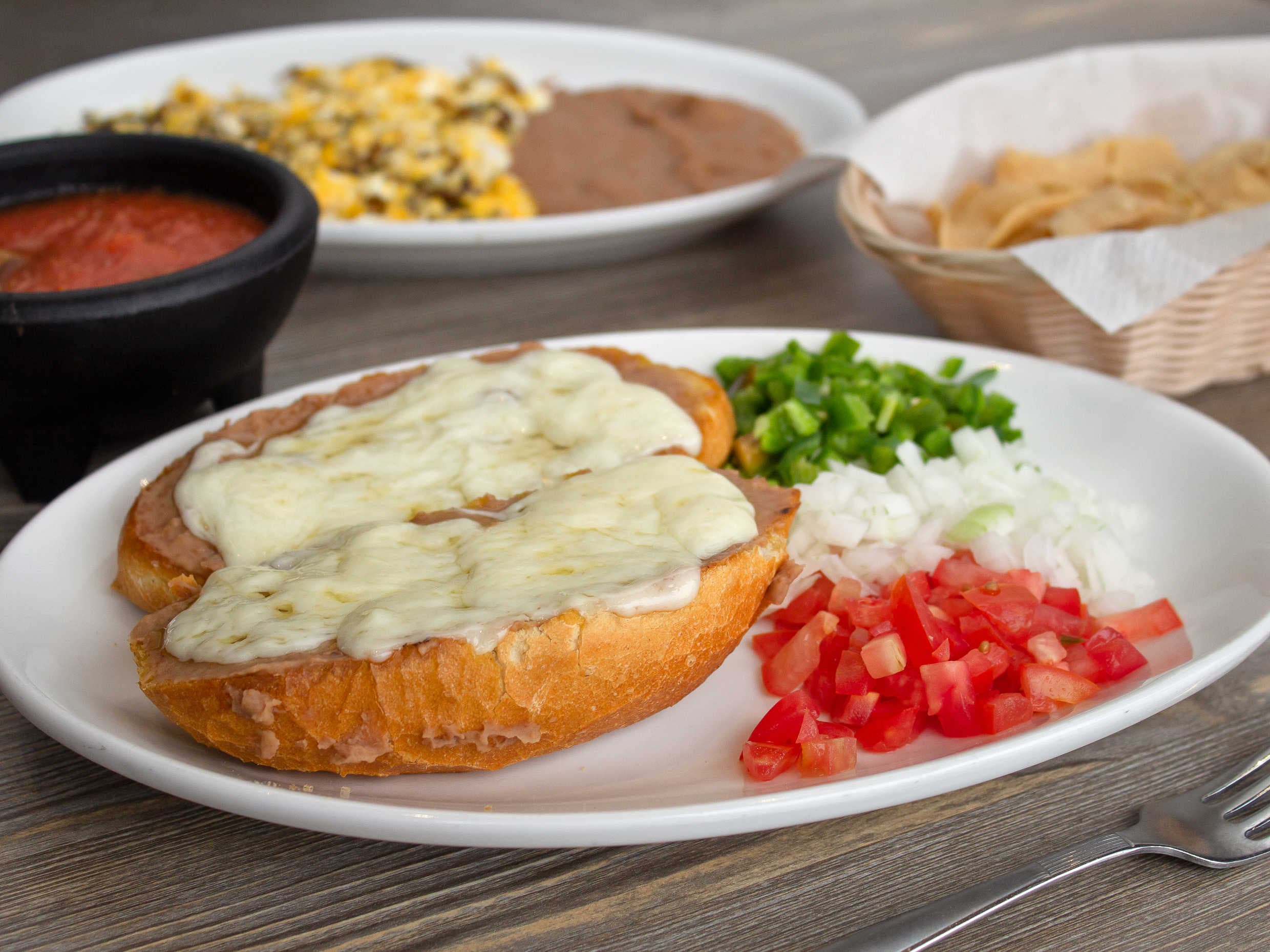 Molletes