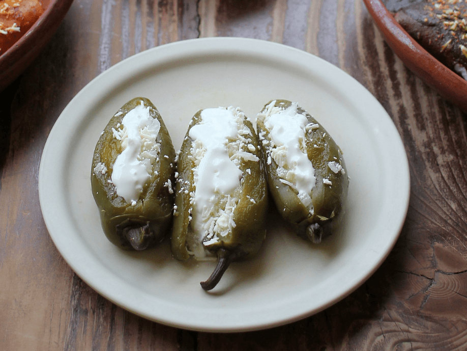 Chiles Capones